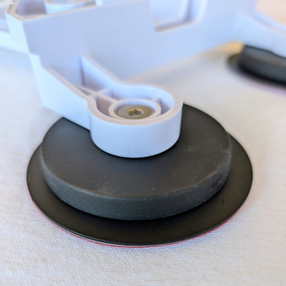 3M Ultra-Duty Adhesive Mounting Discs for Magnets 4 Pack