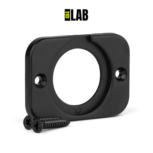 Single Flush Mount Outlet Plate – 28mm (12V / 24V Compatible)