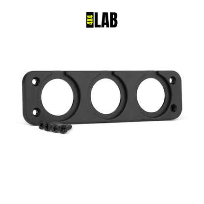 Triple Flush Mount Outlet Plate – 28mm (12V / 24V Compatible)